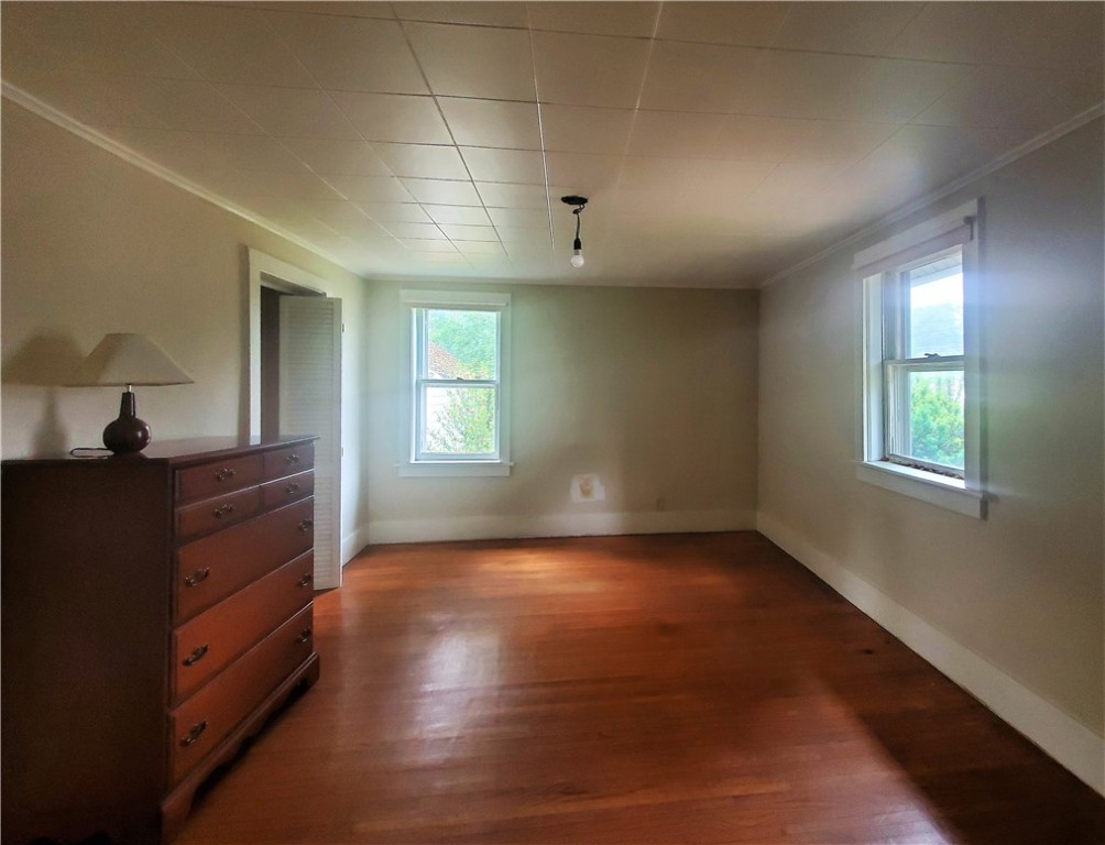 309 Bluff Drive East Rochester, NY 14445 - Photo 9 of 18 First floor Bedroom
