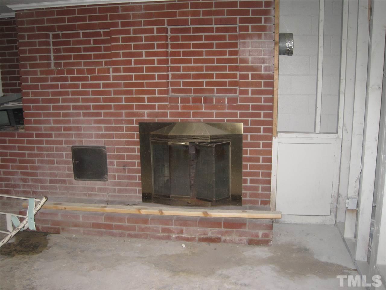 3875 Old Stage Road South Erwin, NC 28339 - Photo 20 of 25 Gallery Image 20