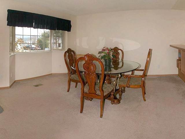 2314 South Best Road Spokane Valley, WA 99037 - Photo 2 of 9