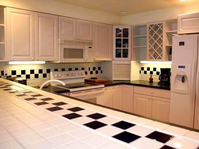 2314 South Best Road Spokane Valley, WA 99037 - Photo 6 of 9