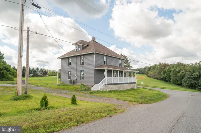 $222,000 | 1040 Old Morgantown Road West, Friendsville, MD 21531