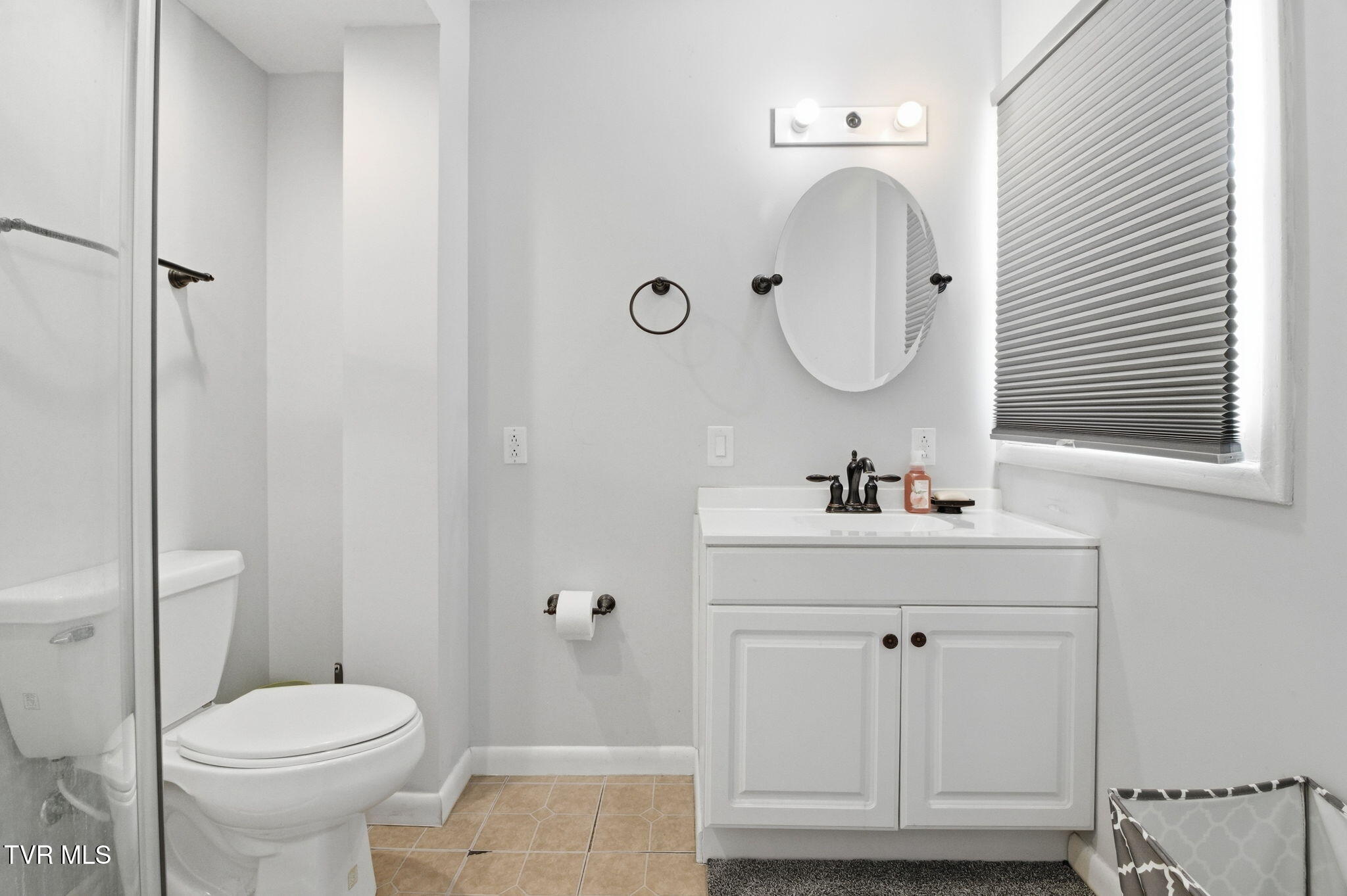 209 Haynes Boulevard Greeneville, TN 37745 - Photo 15 of 35 16-web-or-mls-DZ3A0073