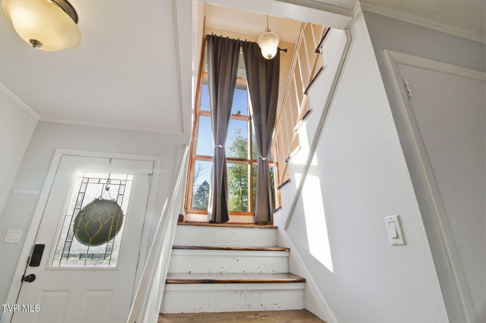 209 Haynes Boulevard Greeneville, TN 37745 - Photo 17 of 35 18-web-or-mls-DZ3A0081