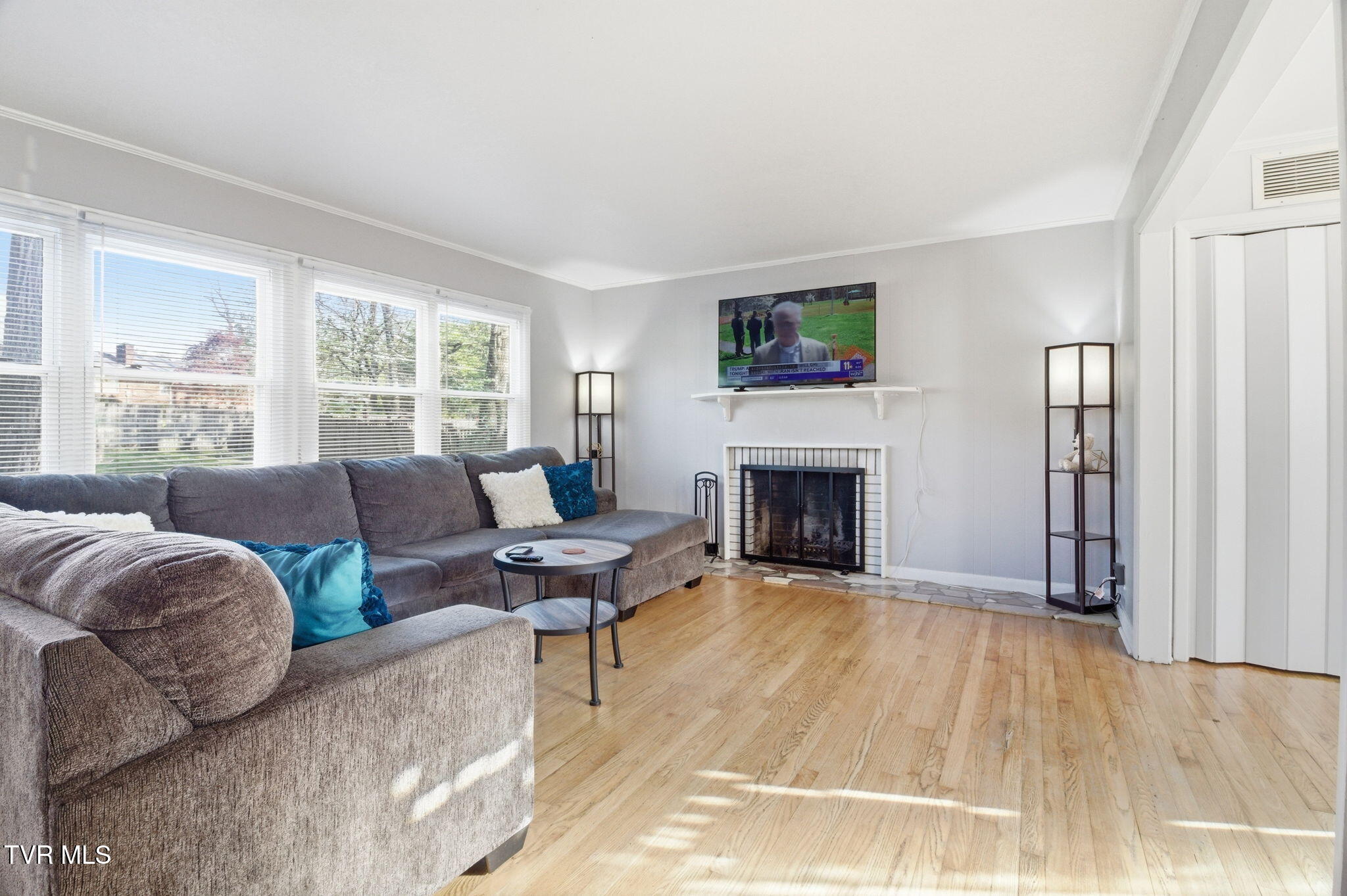 209 Haynes Boulevard Greeneville, TN 37745 - Photo 6 of 35 7-web-or-mls-DZ3A0037