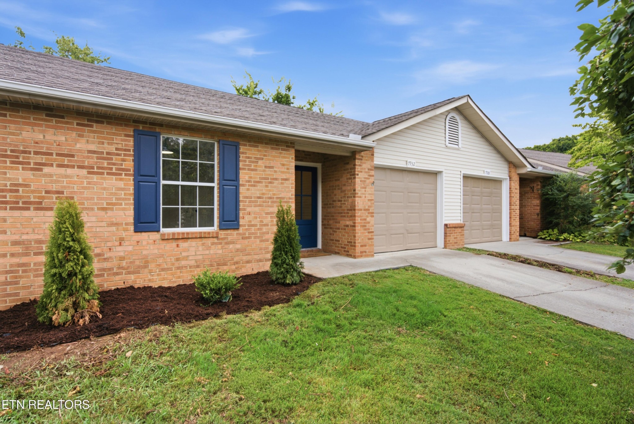 7932 Cavanaugh Way Powell, TN 37849 - Photo 2 of 30 Gallery Image 2