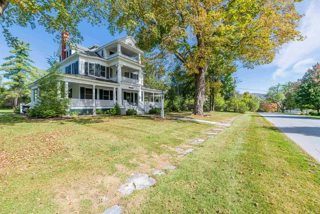 $1,895,000 | 144 Taconic Road, Manchester, VT 05254