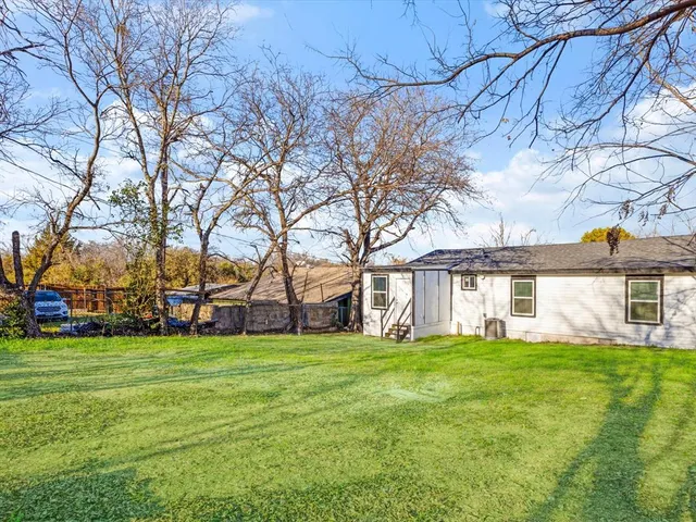 $239,000 | 2821 Northwest 31st Street, Fort Worth, TX 76106