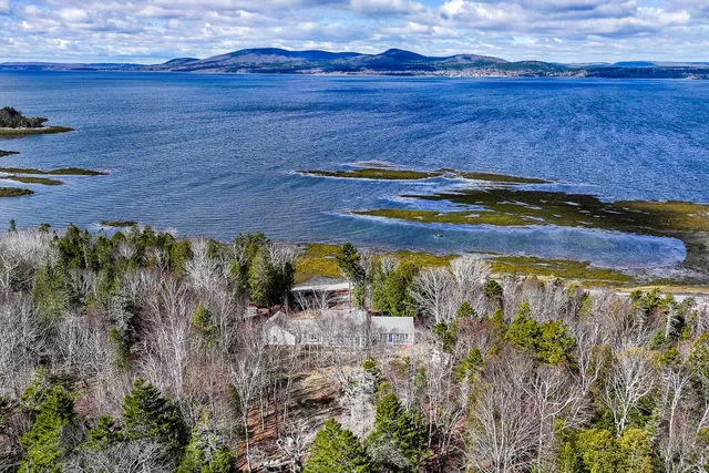 $1,495,000 | 228 Gooseberry Point Road, Islesboro, ME 04848