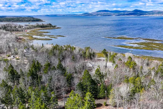 $1,495,000 | 228 Gooseberry Point Road, Islesboro, ME 04848