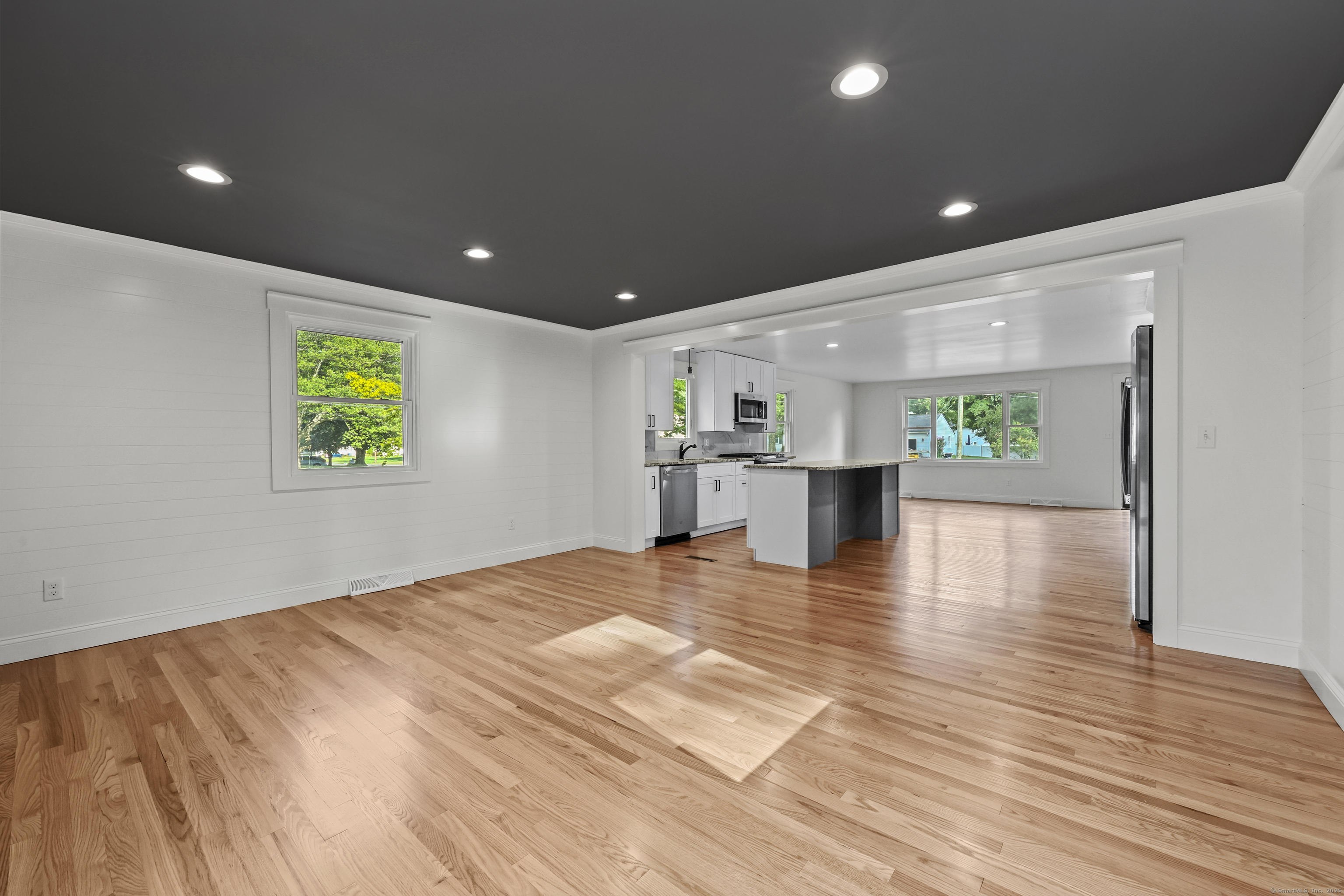 15 Lancaster Road Glastonbury, CT 06033 - Photo 15 of 40