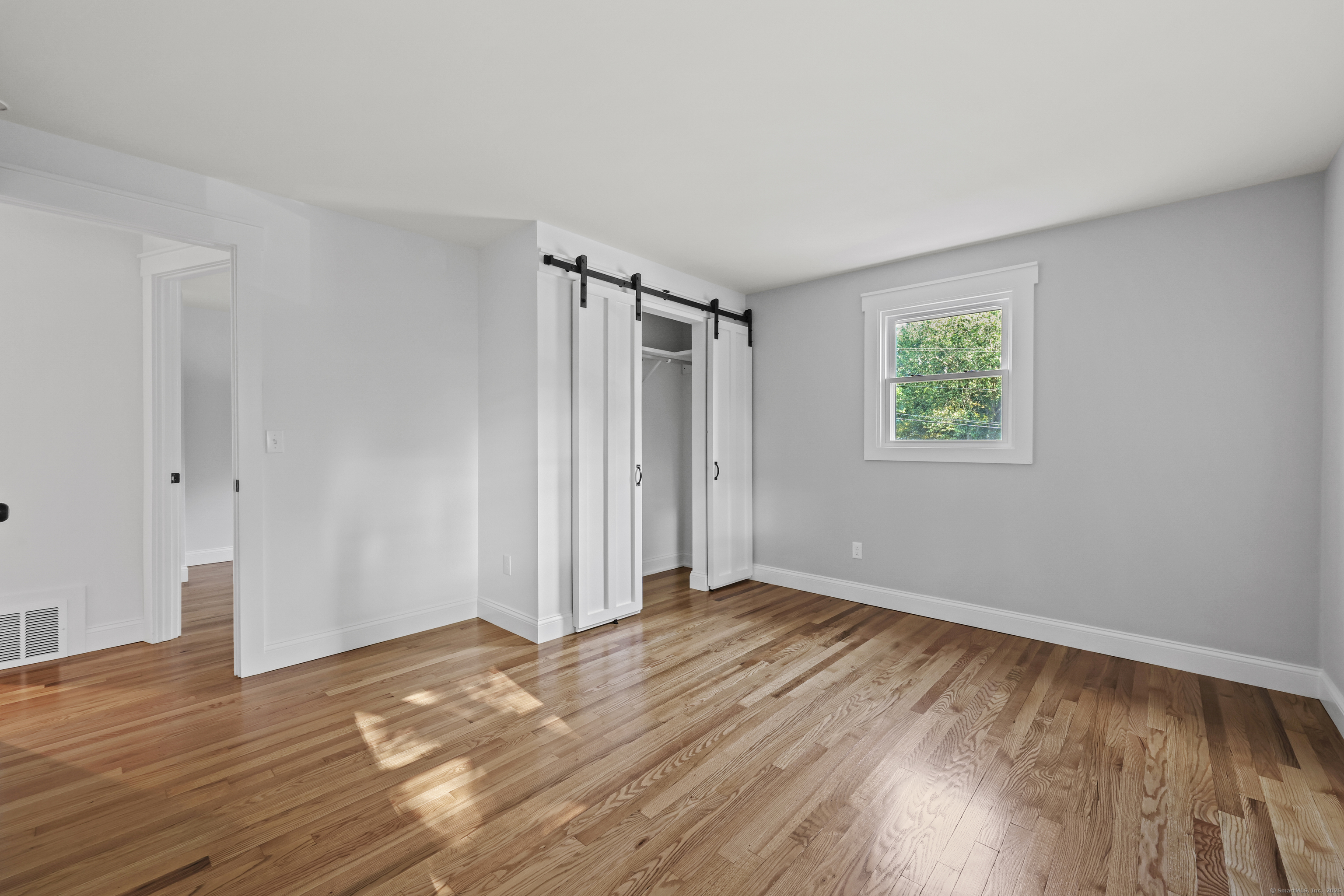 15 Lancaster Road Glastonbury, CT 06033 - Photo 22 of 40