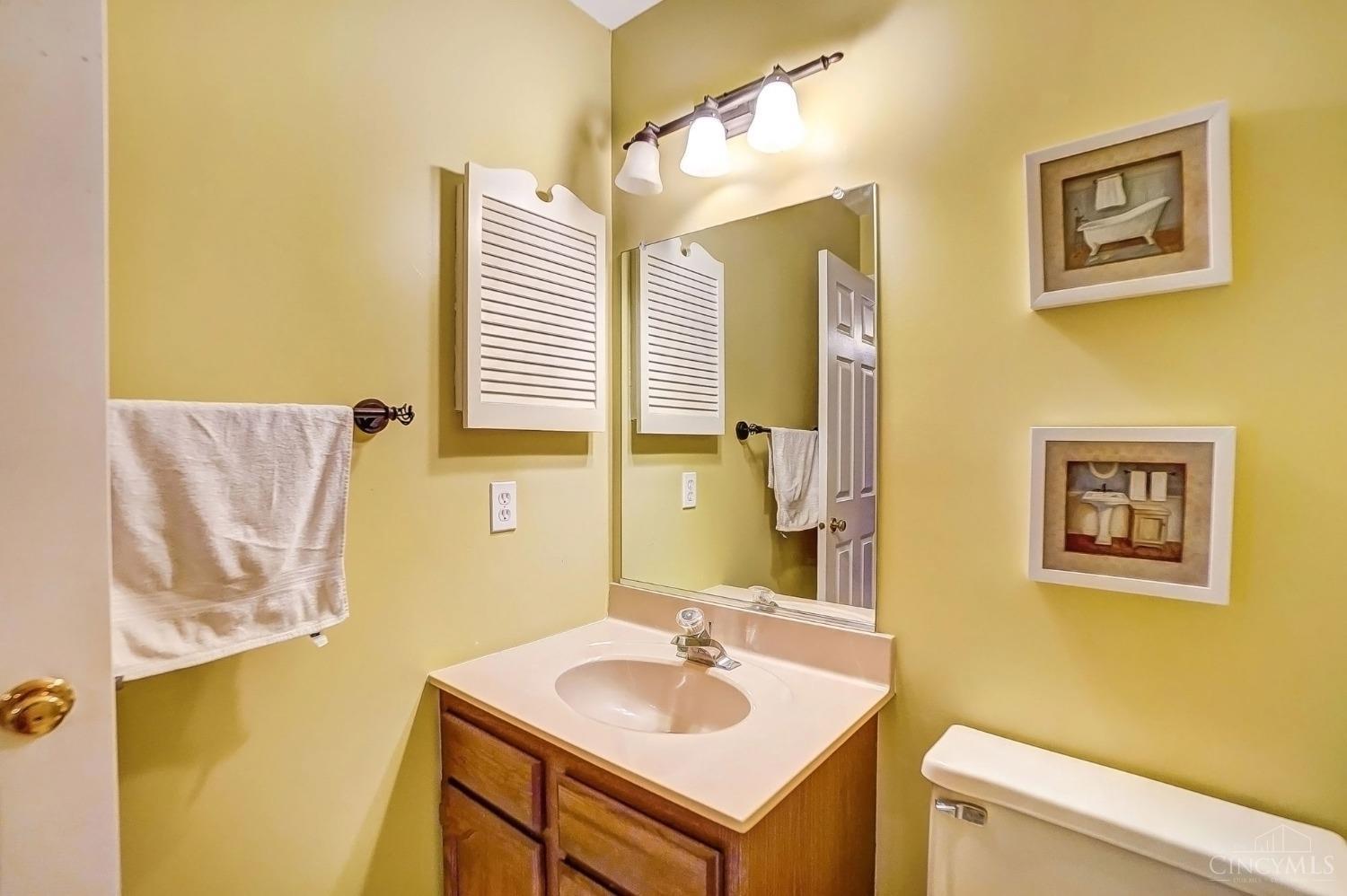 1293 Ebenezer Road Cincinnati, OH 45233 - Photo 31 of 52