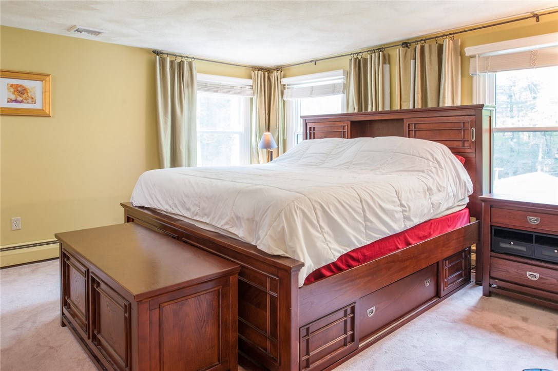 2097 Middle Road East Greenwich, RI 02818 - Photo 17 of 29