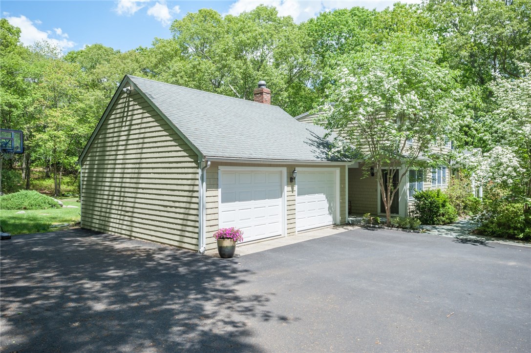 2097 Middle Road East Greenwich, RI 02818 - Photo 29 of 29