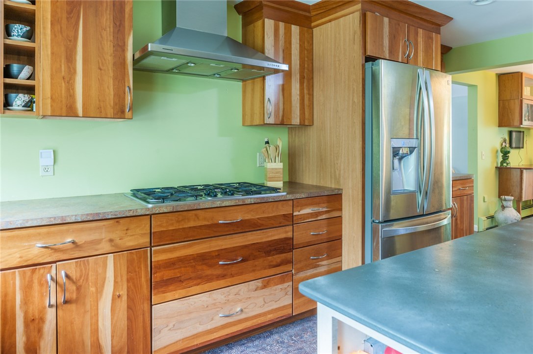 2097 Middle Road East Greenwich, RI 02818 - Photo 7 of 29