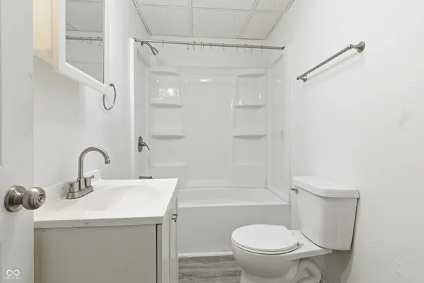 $1,600,000 | 430 Central Avenue, Connersville, IN 47331