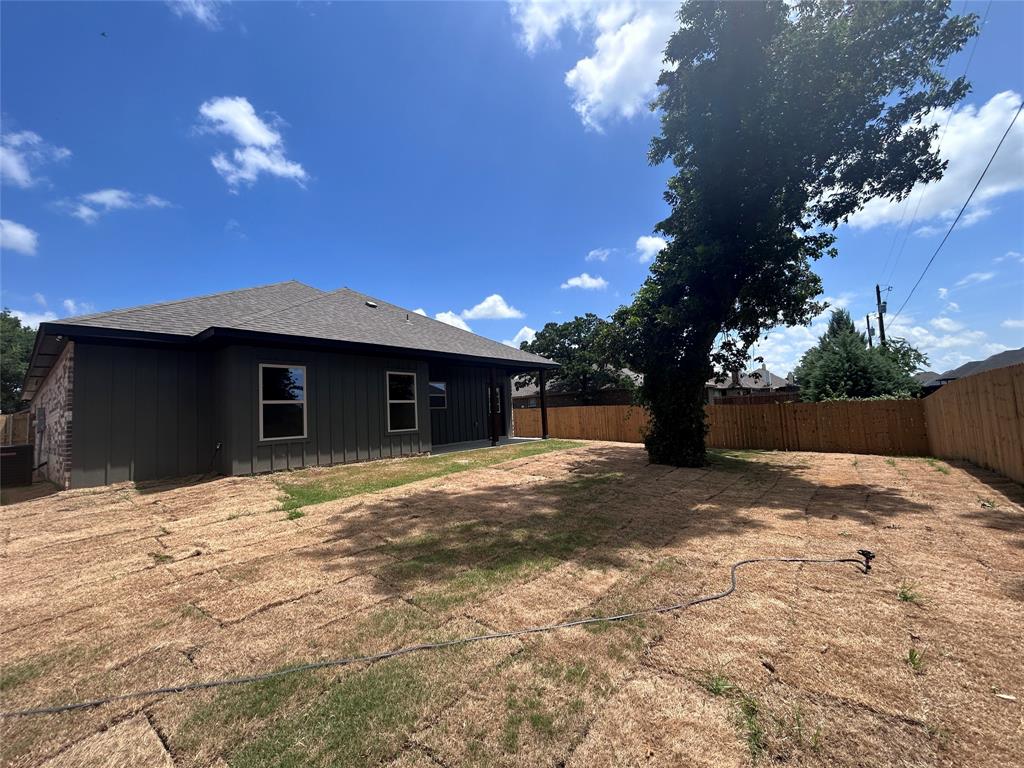 2110 Ridgewood Drive Bridgeport, TX 76426 - Photo 27 of 34 View of fenced backyard