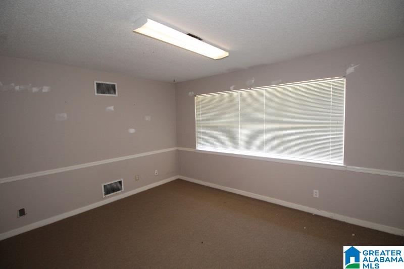 913 Huffman Road Birmingham, AL 35235 - Photo 12 of 20