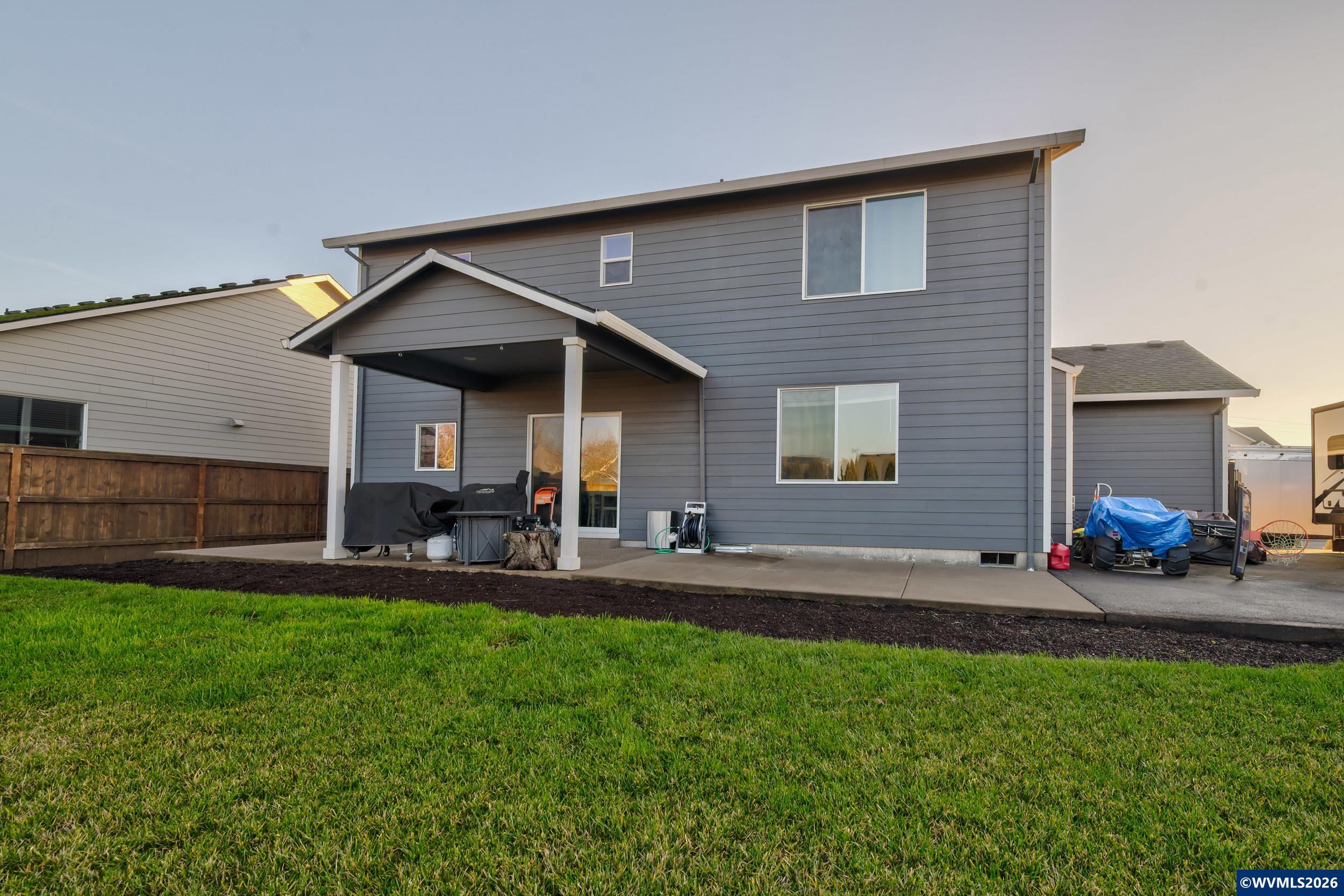 2303 Northeast Deciduous Avenue Albany, OR 97321 - Photo 37 of 41