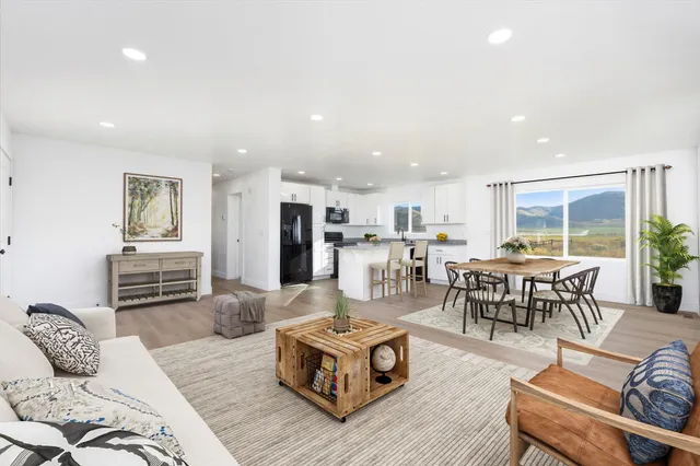 $473,700 | 8 Punkin Center Road, Gannett, ID 83313