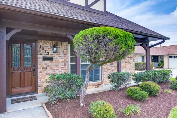 $385,000 | 1313 Mcdonald Street, Deer Park, TX 77536
