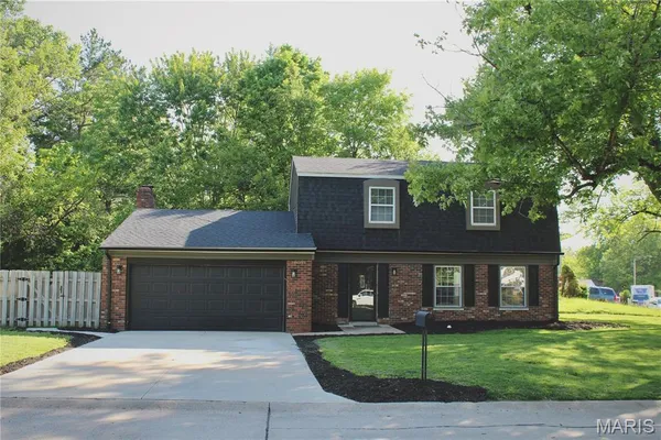 $269,000 | 20 Savannah Court, Belleville, IL 62221