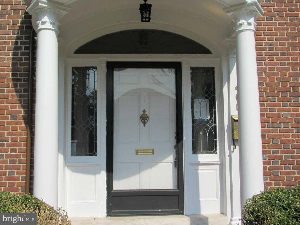 400 Somerset Road Baltimore, MD 21210 - Photo 2 of 24 Exterior (Front)