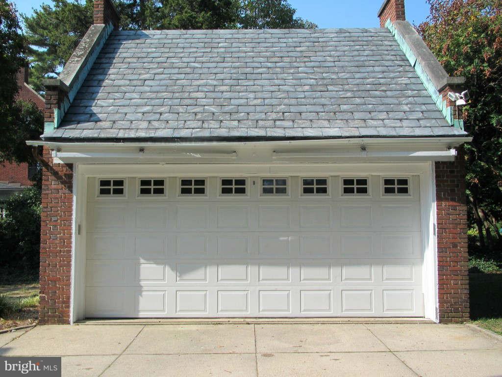 400 Somerset Road Baltimore, MD 21210 - Photo 20 of 24 Exterior (Rear)