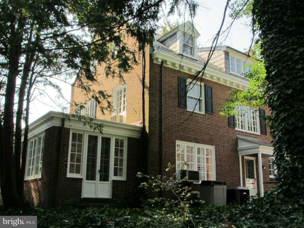400 Somerset Road Baltimore, MD 21210 - Photo 21 of 24 Exterior (Front)