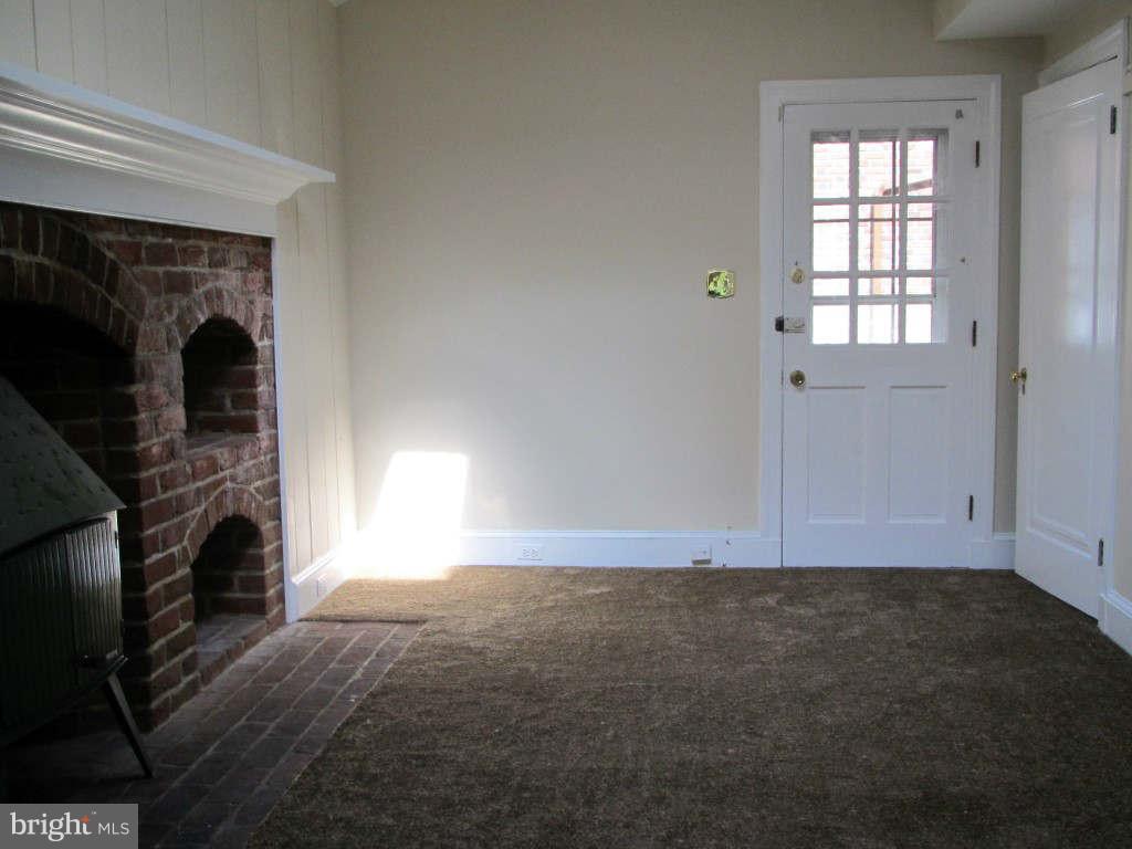 400 Somerset Road Baltimore, MD 21210 - Photo 8 of 24 Interior (General)