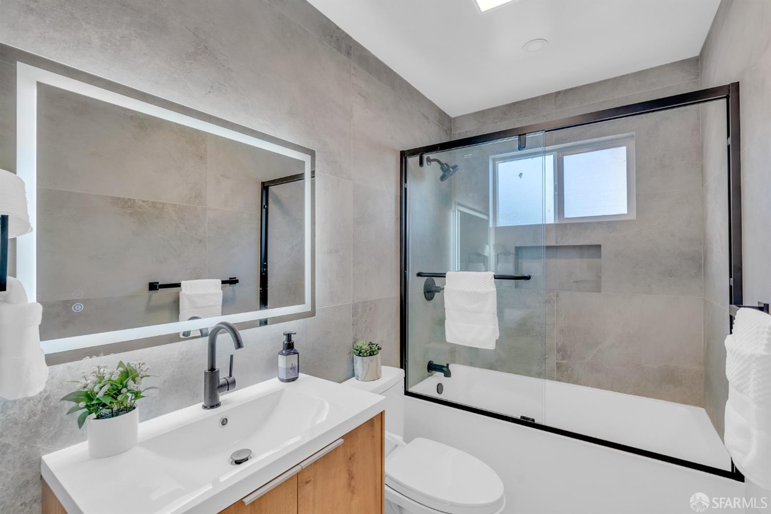 1 Gateway Drive Daly City, CA 94015 - Photo 18 of 37