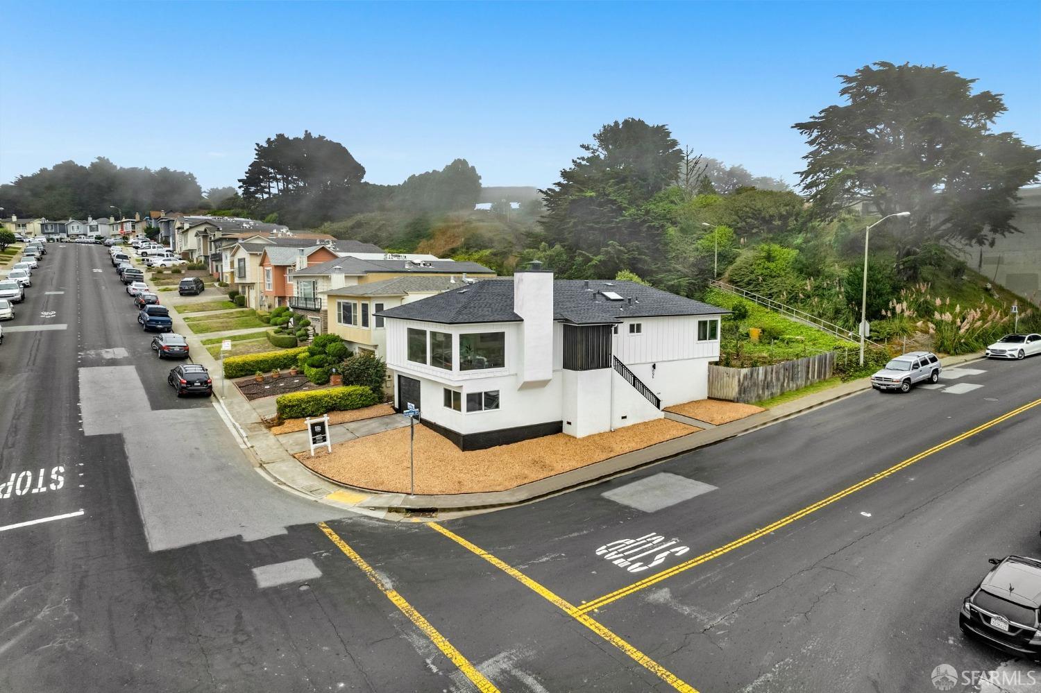 1 Gateway Drive Daly City, CA 94015 - Photo 32 of 37