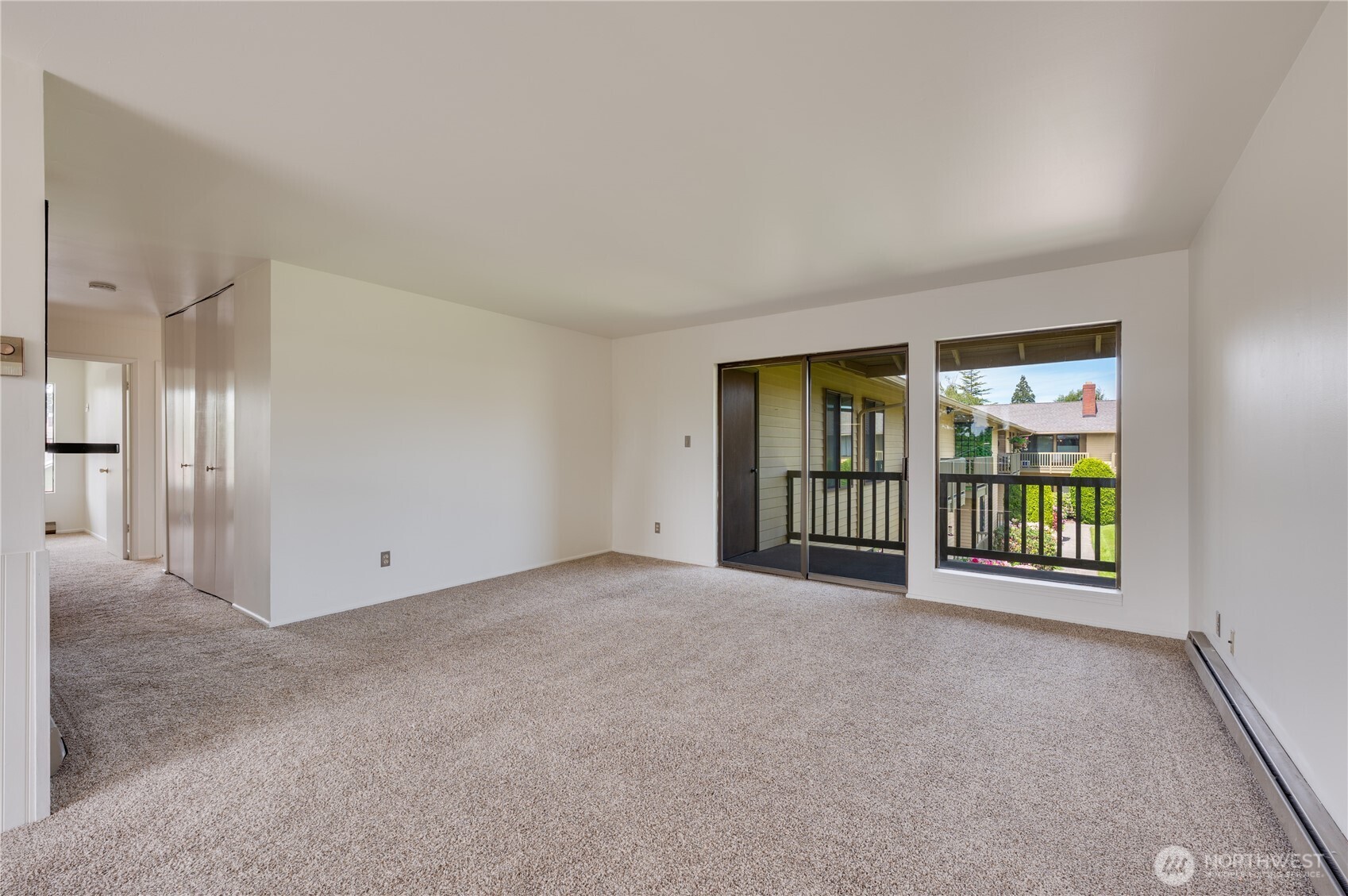 310 South 11th Street, Unit 212 Mount Vernon, WA 98274 - Photo 11 of 18 a view of an empty room with a window