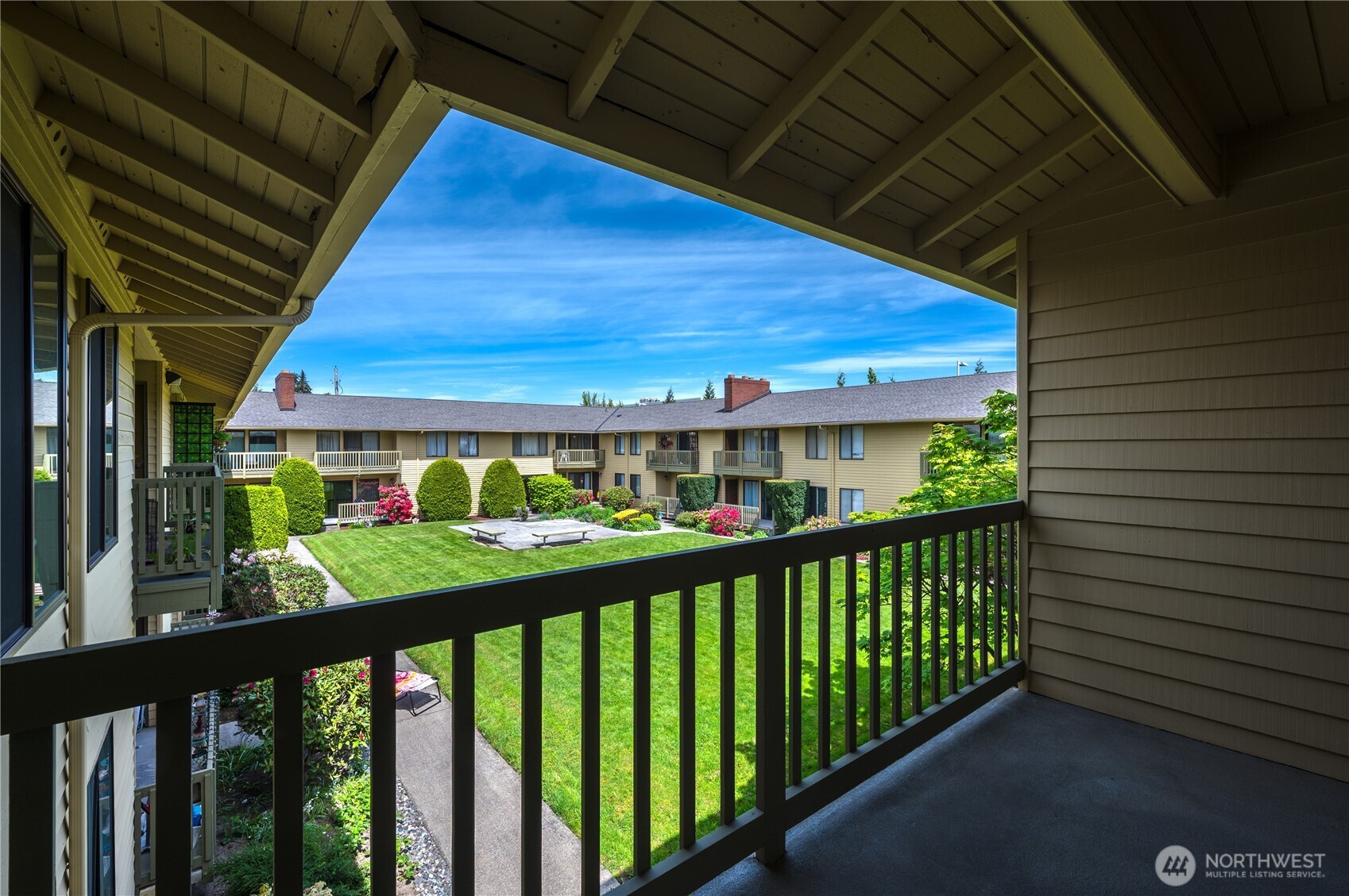310 South 11th Street, Unit 212 Mount Vernon, WA 98274 - Photo 3 of 18 a view of a balcony