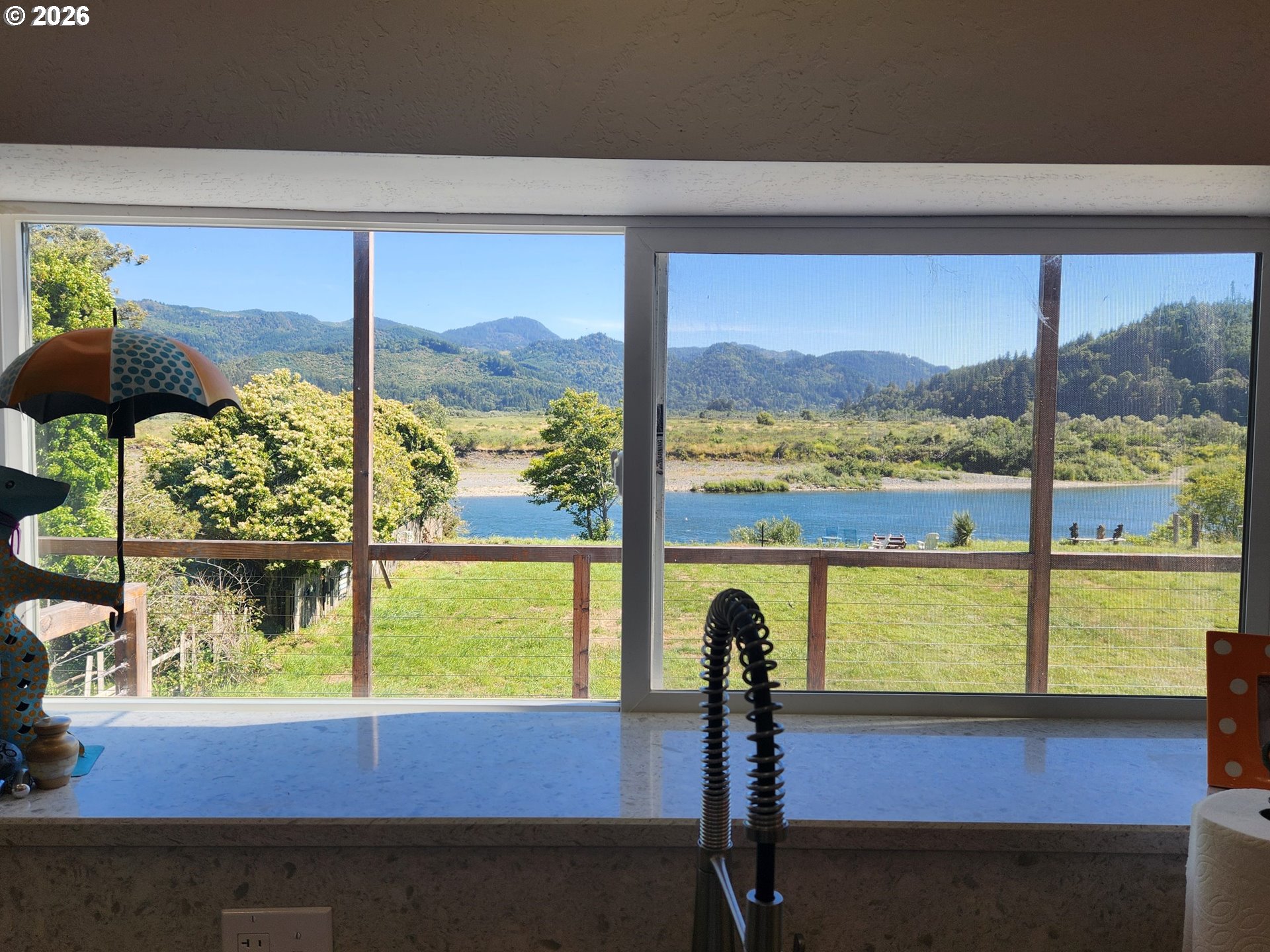 95452 North Bank Rogue River Road Gold Beach, OR 97444 - Photo 3 of 12