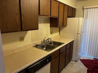 2130 Ivy Court Champaign, IL 61821 - Photo 2 of 10