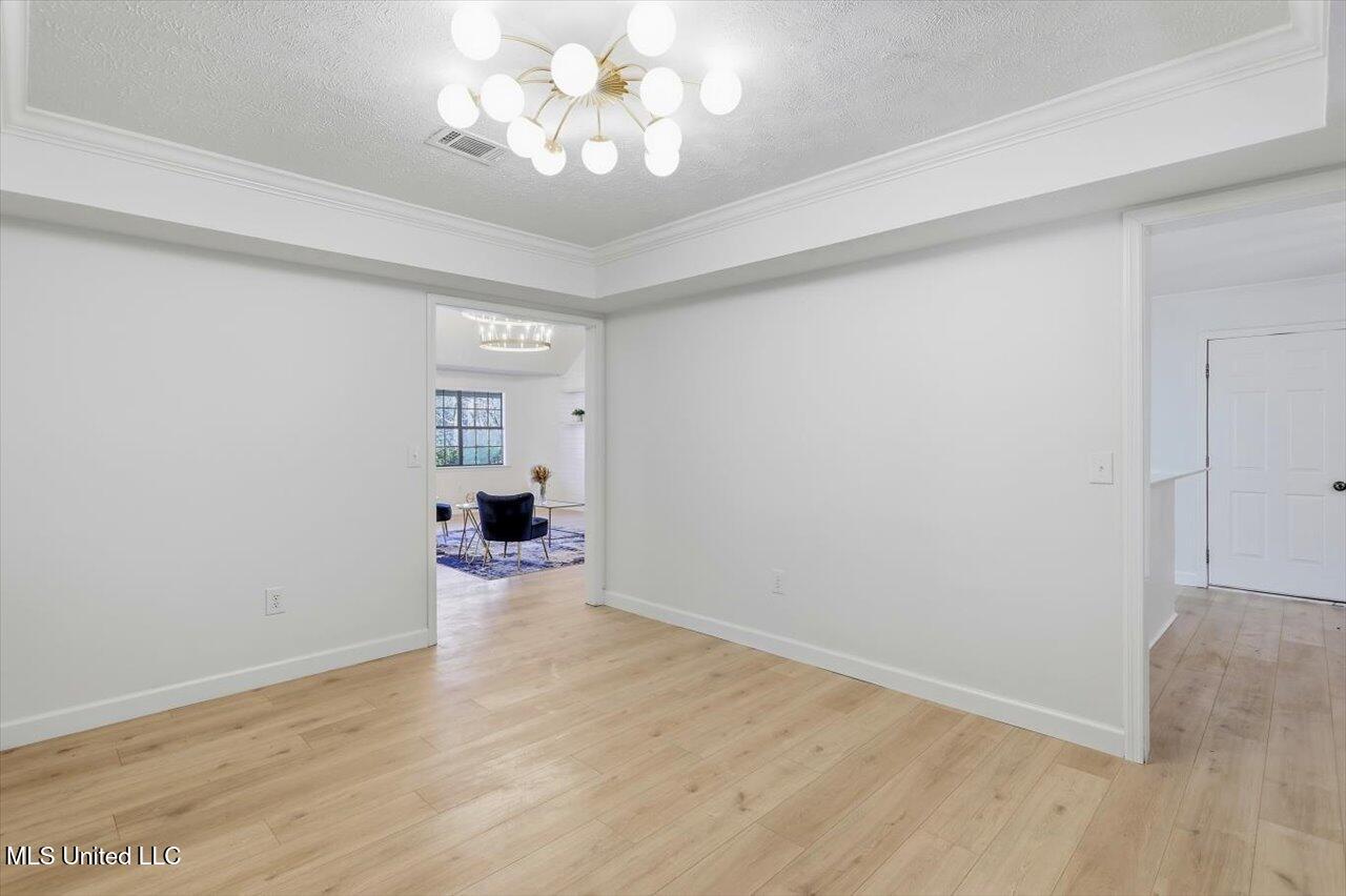 944 Tenby Drive Brandon, MS 39047 - Photo 17 of 39 17-944 Tenby Dr _ Home Tours MS