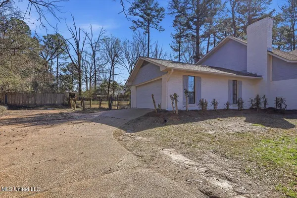 $315,000 | 944 Tenby Drive, Brandon, MS 39047