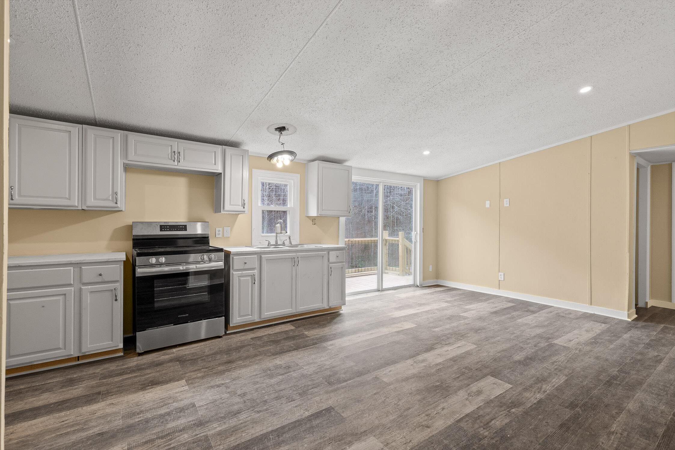 3162 Old Hurricane Road Rocky Face, GA 30740 - Photo 10 of 30 14-Old Hurricane-14