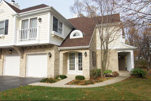 201 Racquet Club Court, Unit 201 Hinsdale, IL 60521 - Photo 1 of 1