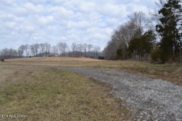 $749,900 | 129 Rushing Springs Road, Monterey, TN 38574