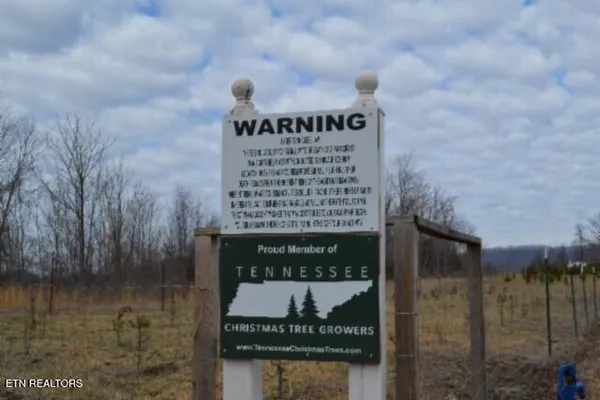 $749,900 | 129 Rushing Springs Road, Monterey, TN 38574