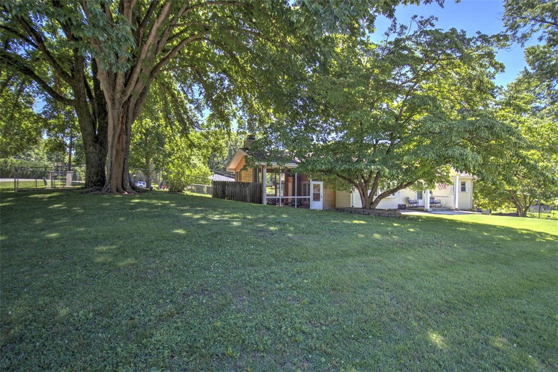 24 Circle Drive Decatur, IL 62521 - Photo 39 of 41