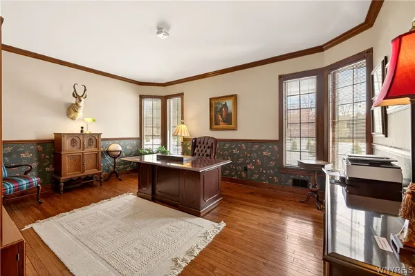 $994,999 | 7 Beauclaire Lane, Perinton, NY 14450