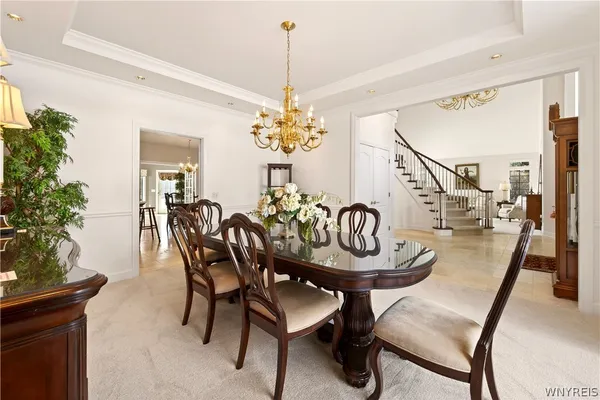 $994,999 | 7 Beauclaire Lane, Perinton, NY 14450