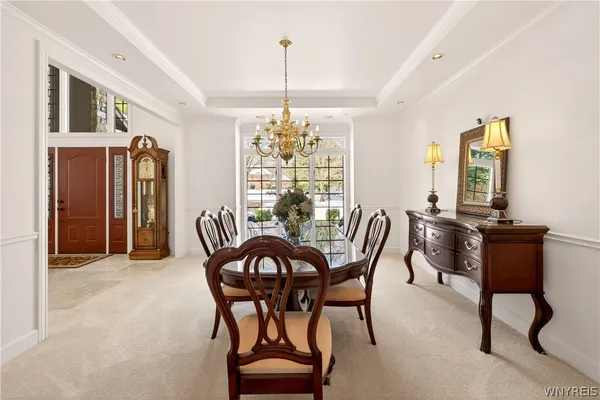 $994,999 | 7 Beauclaire Lane, Perinton, NY 14450