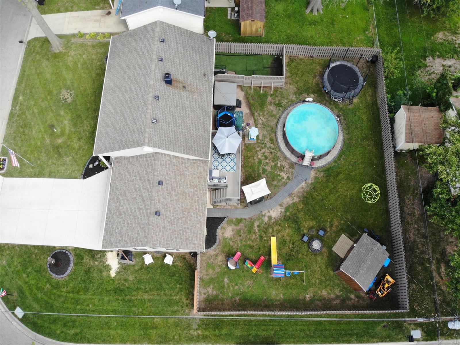 200 St Thomas Drive Godfrey, IL 62035 - Photo 3 of 24