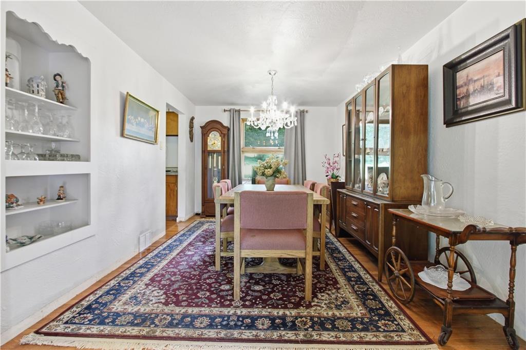 116 Hidden Valley Road Canonsburg, PA 15317 - Photo 10 of 33 A warm and inviting dining room made for gathering.