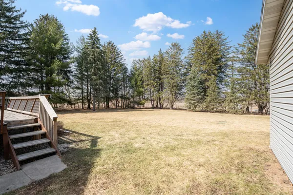 $350,000 | 17135 452nd St Way, Zumbrota, MN 55992