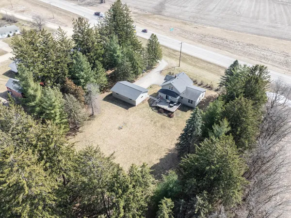 $350,000 | 17135 452nd St Way, Zumbrota, MN 55992